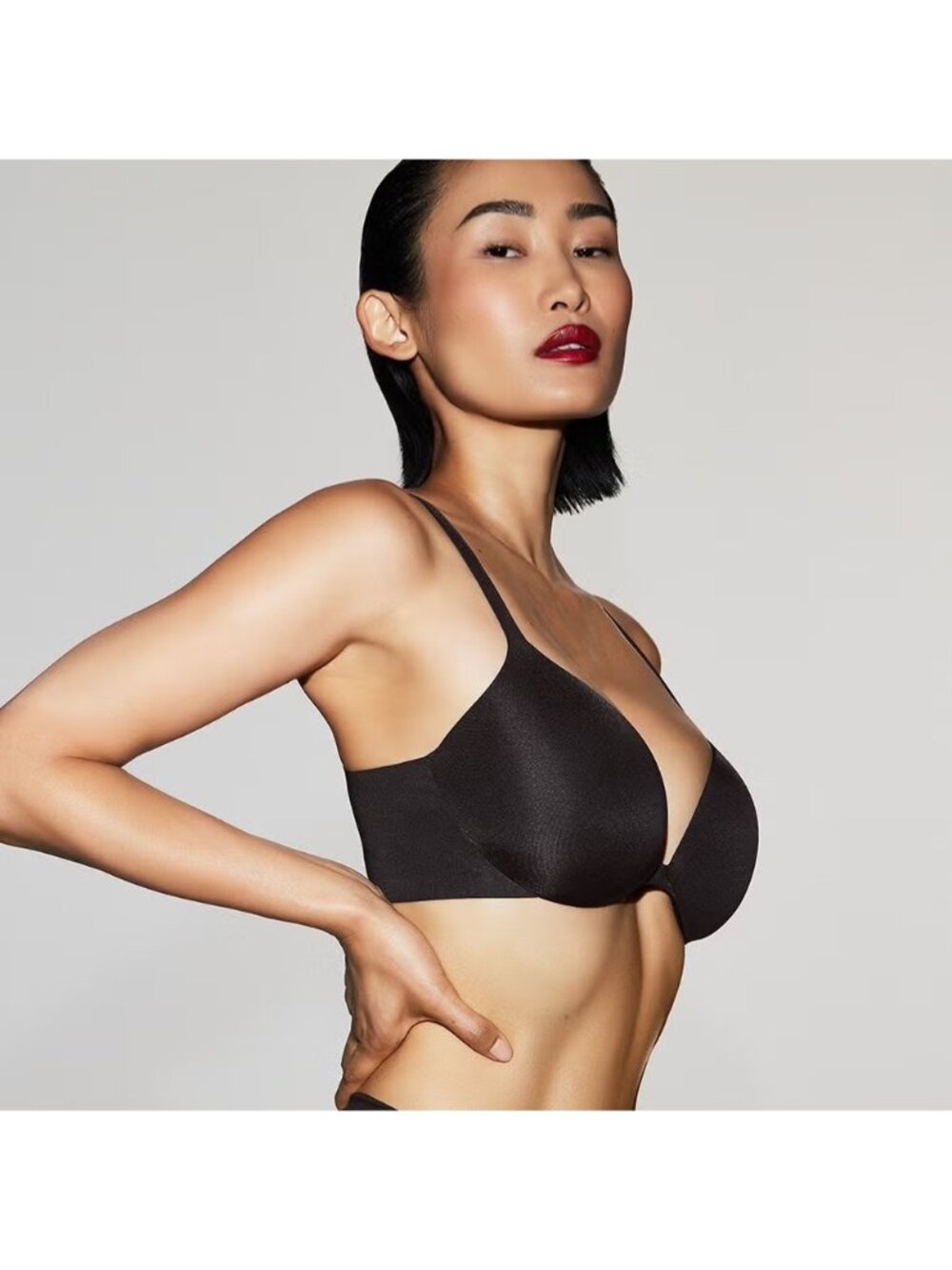 NWT SKIMS ULTIMATE SUPER PUSH-UP BRA ONYX - 42DD